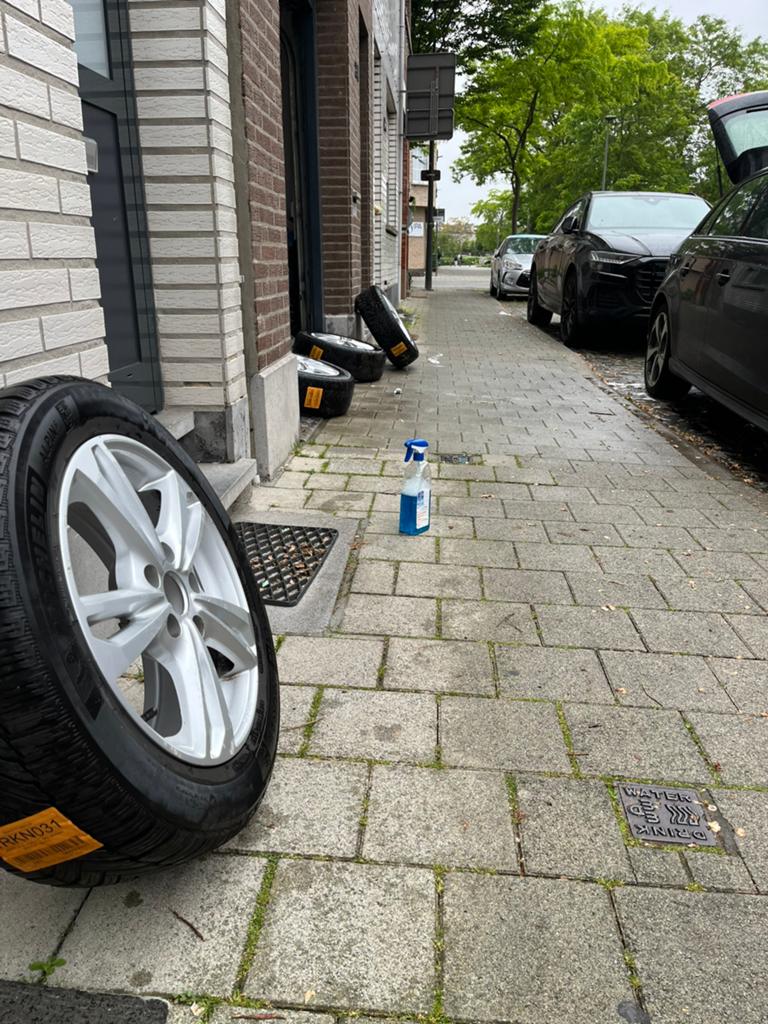 Banden / winterbanden Michelin 16” origineel audi velg, Ophalen, Winterbanden, Band(en)