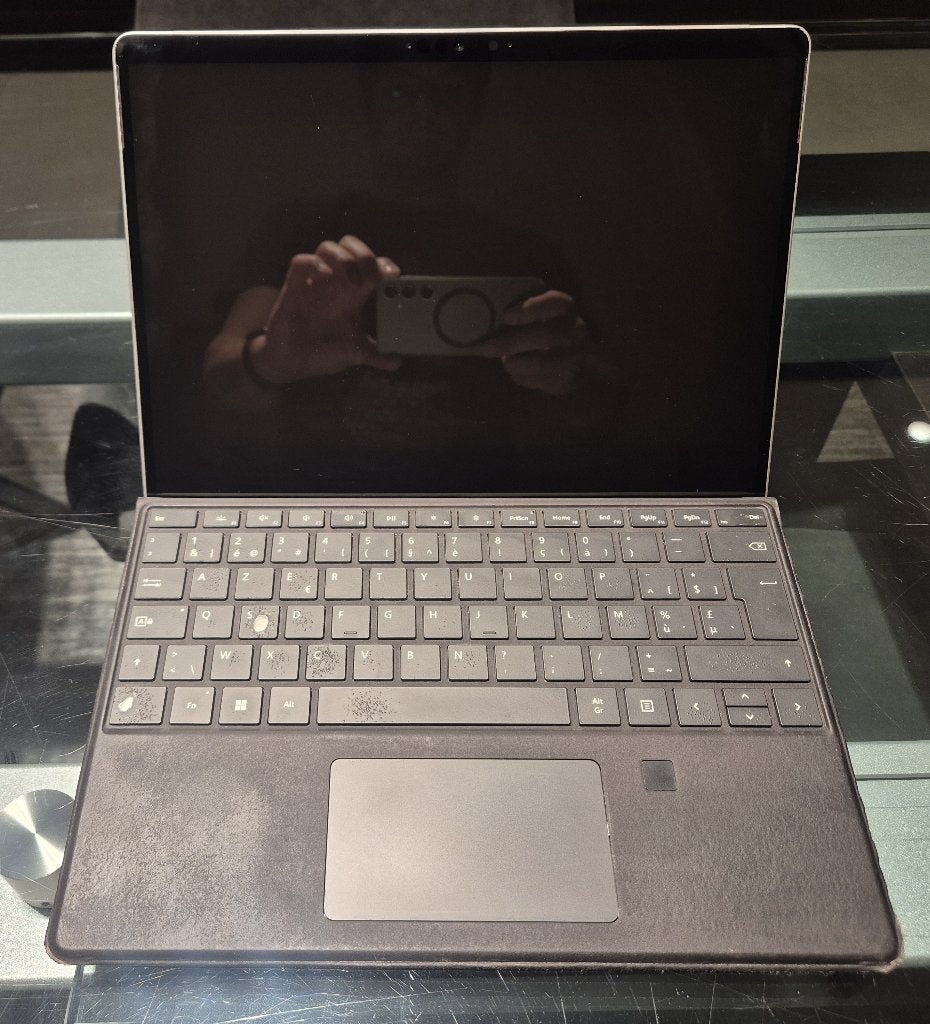 Microsoft Surface Pro 8 - CPU i5 - RAM 8Gb - SSD 1Tb - AZERT, Gebruikt, 8 GB, 13 inch, Met touchscreen