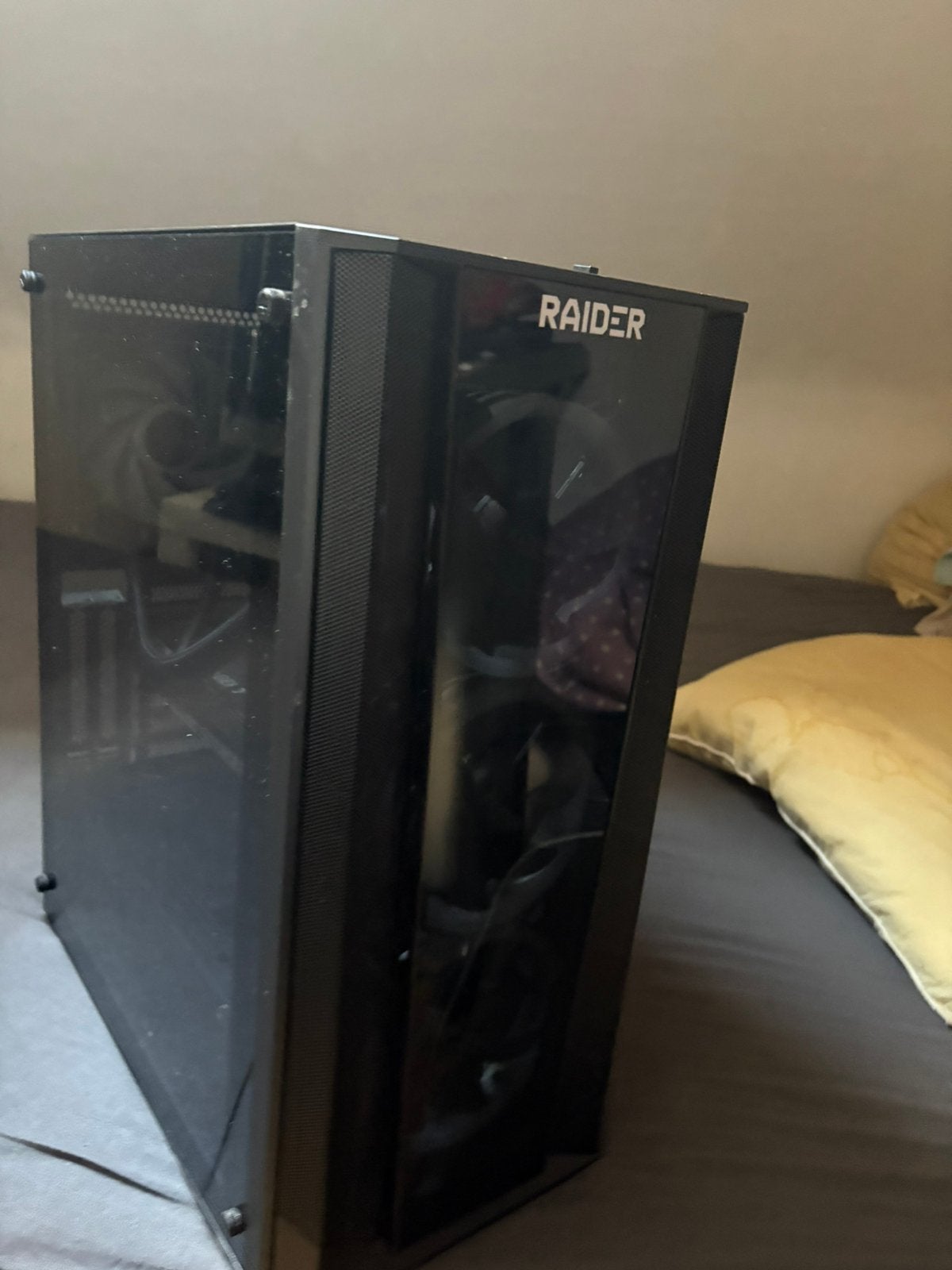 Gaming pc te koop!, Computers en Software, Computerbehuizingen, Ophalen, Zo goed als nieuw