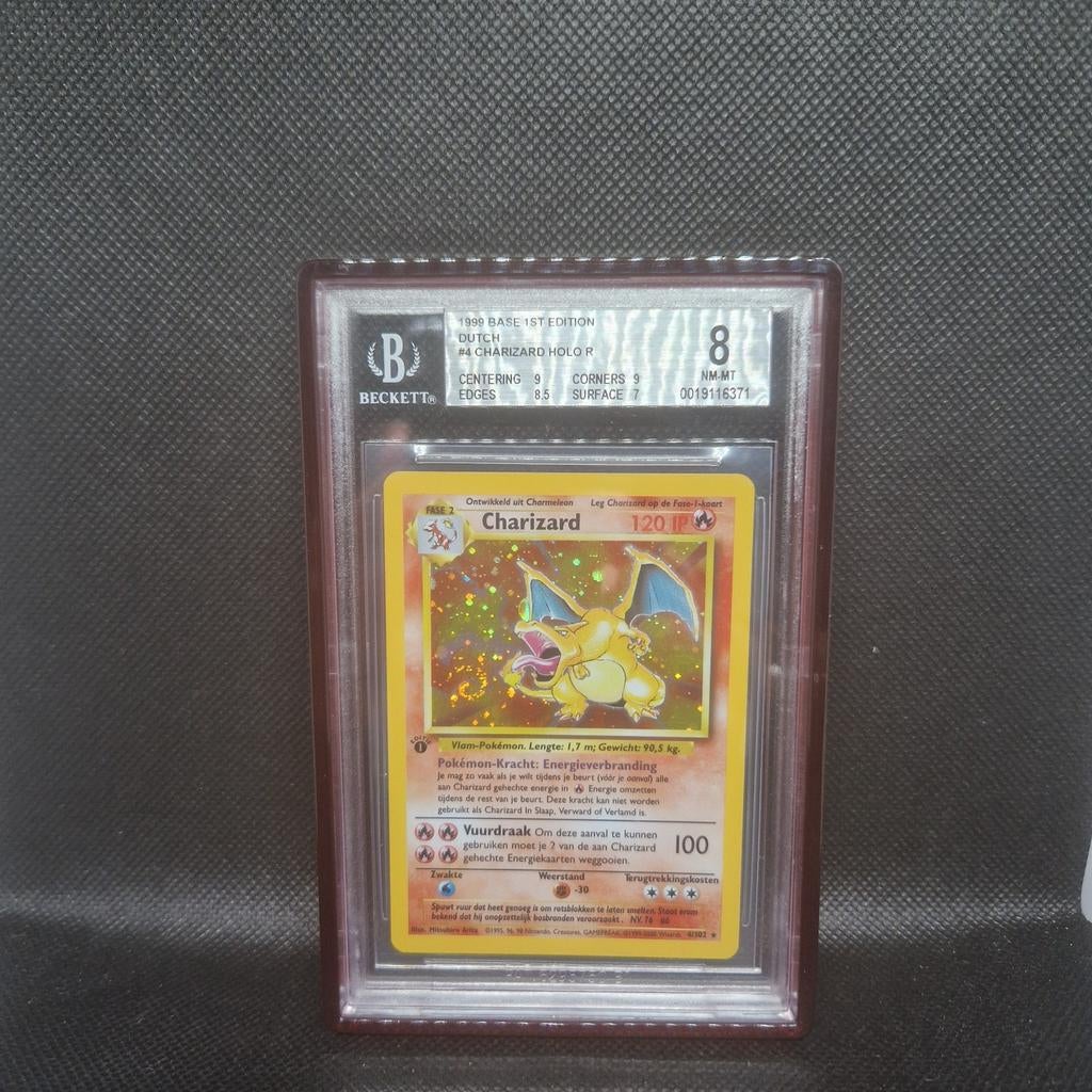 Kit de base Charizard Holo NL 1ère édition BGS 8, Enlèvement ou Envoi