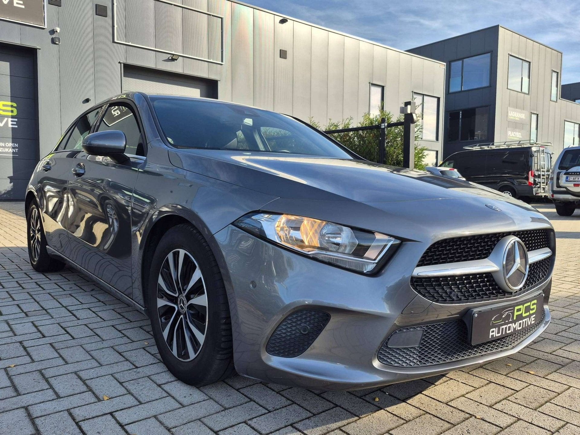 Mercedes-Benz A-Klasse 180 Business / 2019 / 65.000KM / Nieu, Autos, 100 kW, Achat, Euro 6, Entreprise