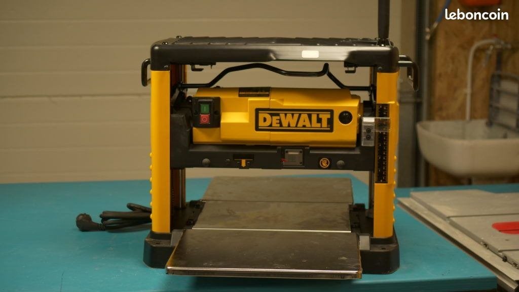 Rabot dewalt dw733, Bricolage & Construction, Enlèvement, Neuf, Électrique