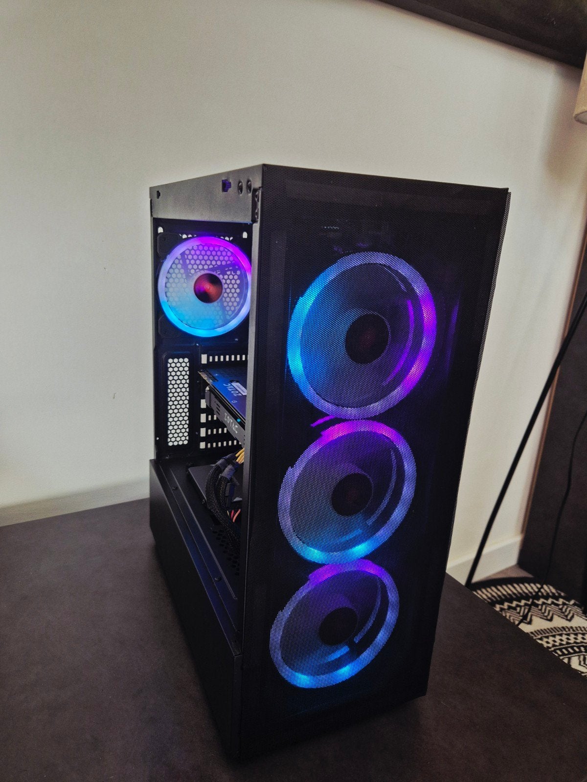 PC de jeu économique | GTX 980 | 16 Go de RAM | Win11 | RGB, 750GB, 4 Ghz ou plus, Enlèvement, Utilisé