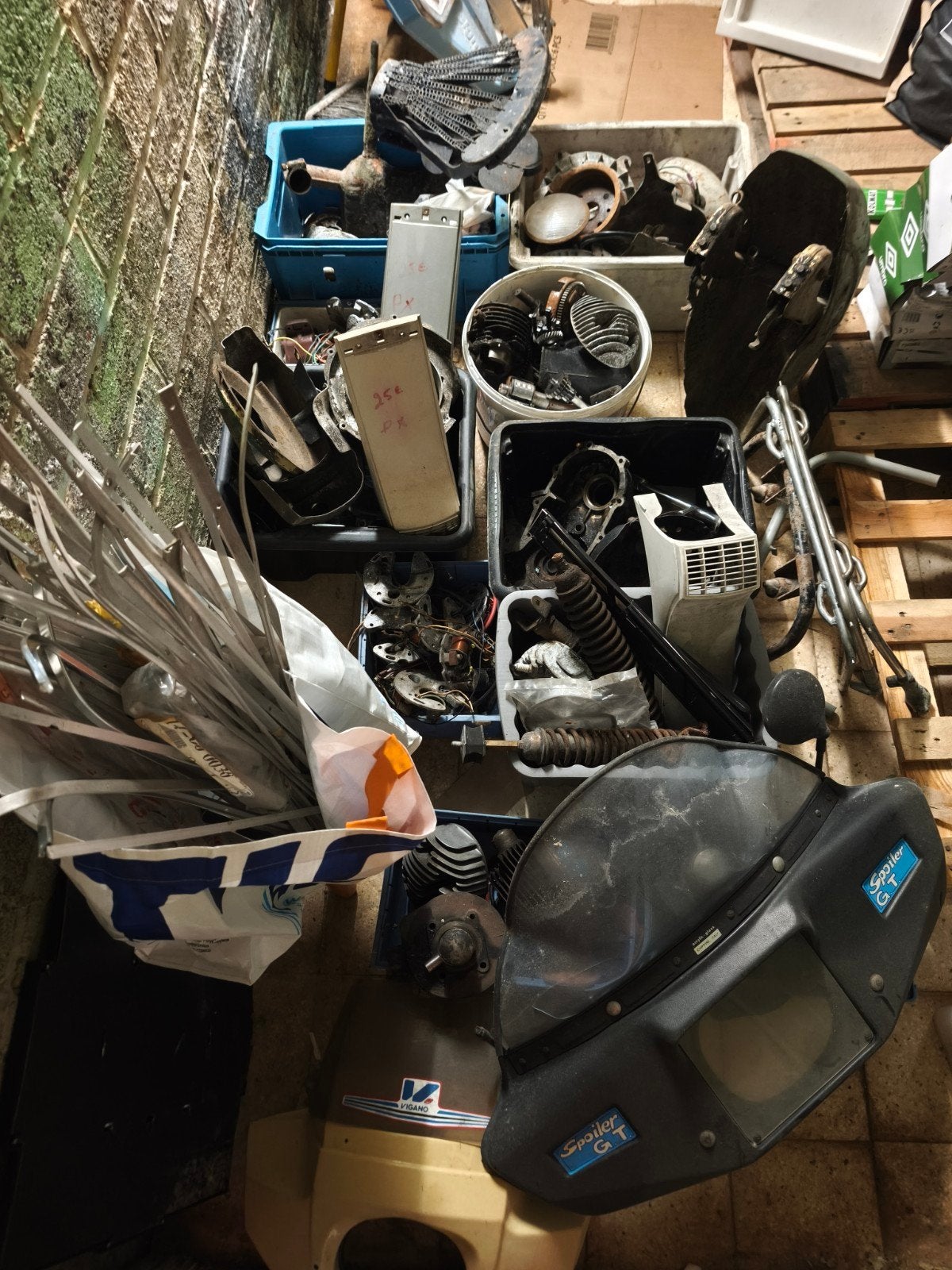 lot pièce Vespa, Enlèvement