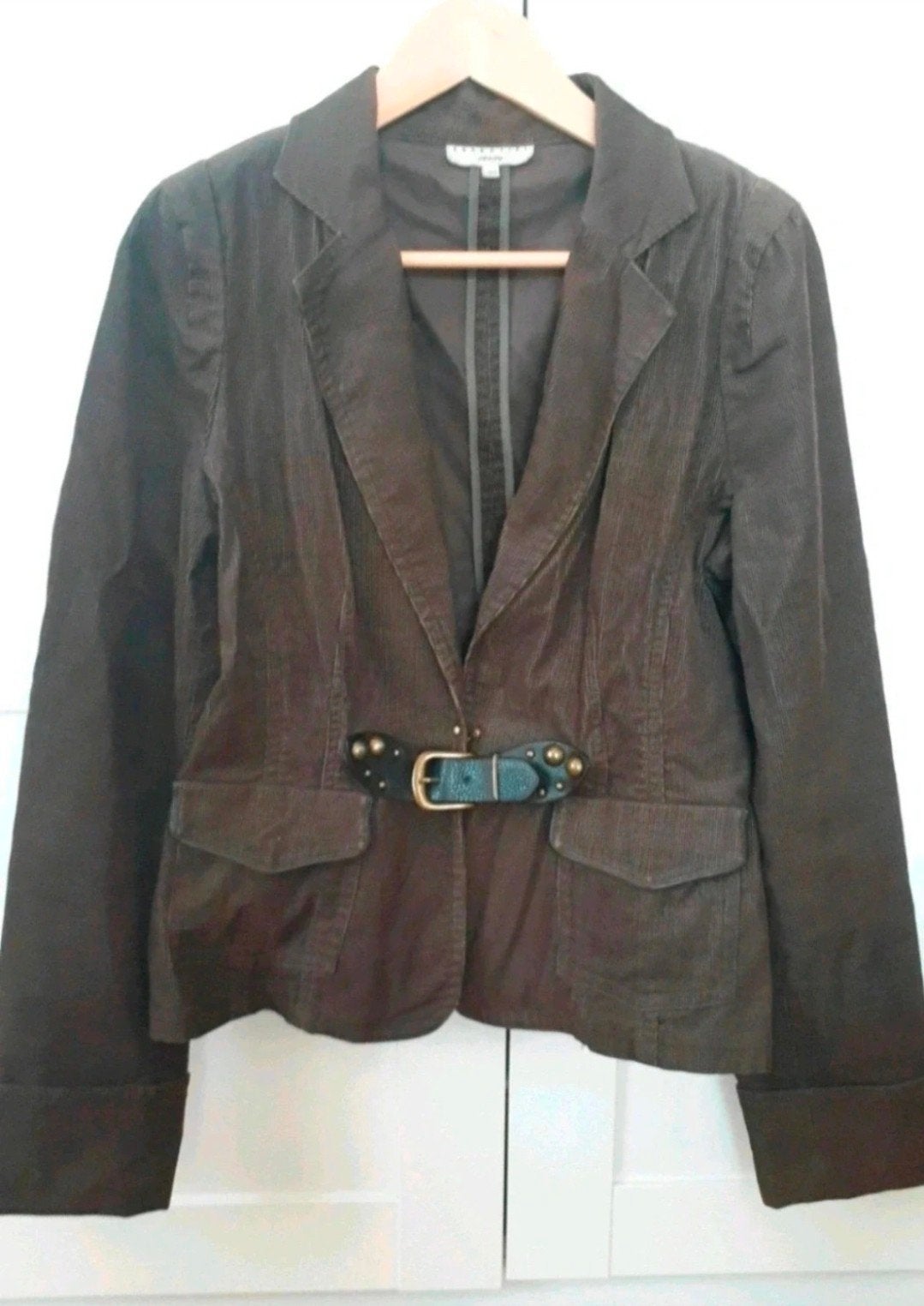 Bruine vest in ribfluweel Essentiel Antwerp, Bruin, Maat 42/44 (L), Ophalen of Verzenden, Zo goed als nieuw