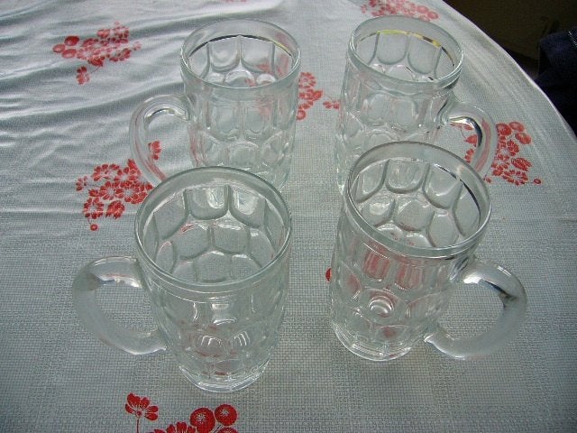 4 biermokken, Huis en Inrichting, Ophalen, Nieuw, Glas, Glas of Glazen