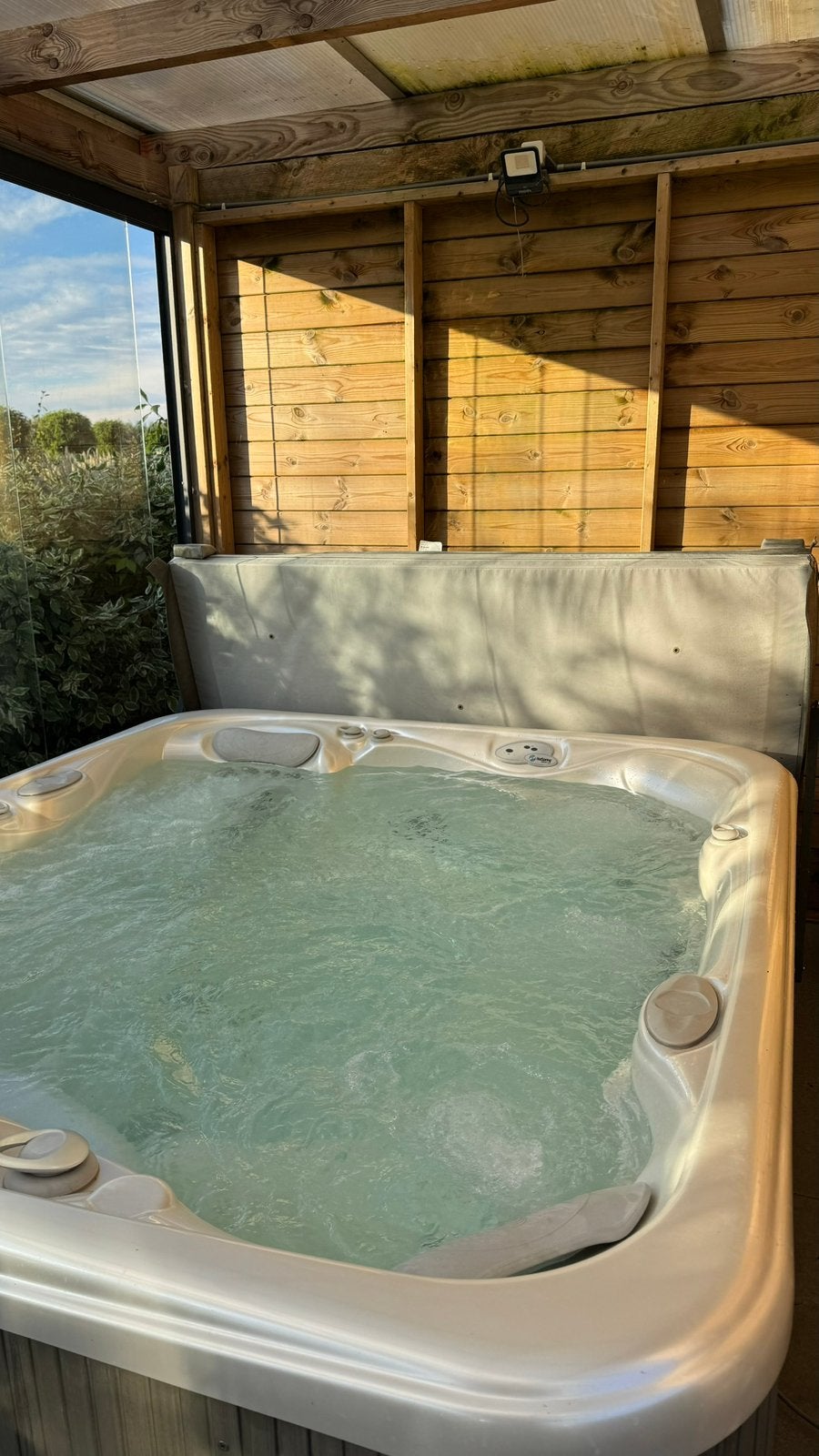 Jacuzzi hotspring, Tuin en Terras, Ophalen, Zo goed als nieuw