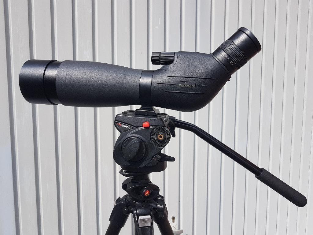 télescope Hawk 82 (Kite82), TV, Hi-fi & Vidéo, Matériel d'optique | Télescopes, Comme neuf, Enlèvement, 80 à 200 mm, Avec trépied