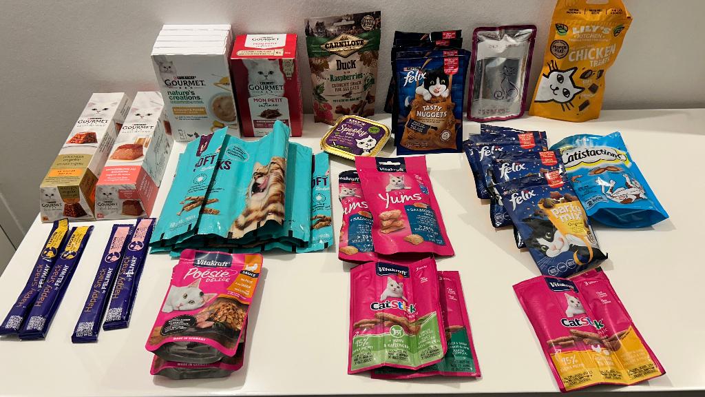 39 pakjes kattensnacks, Ophalen of Verzenden, Kat