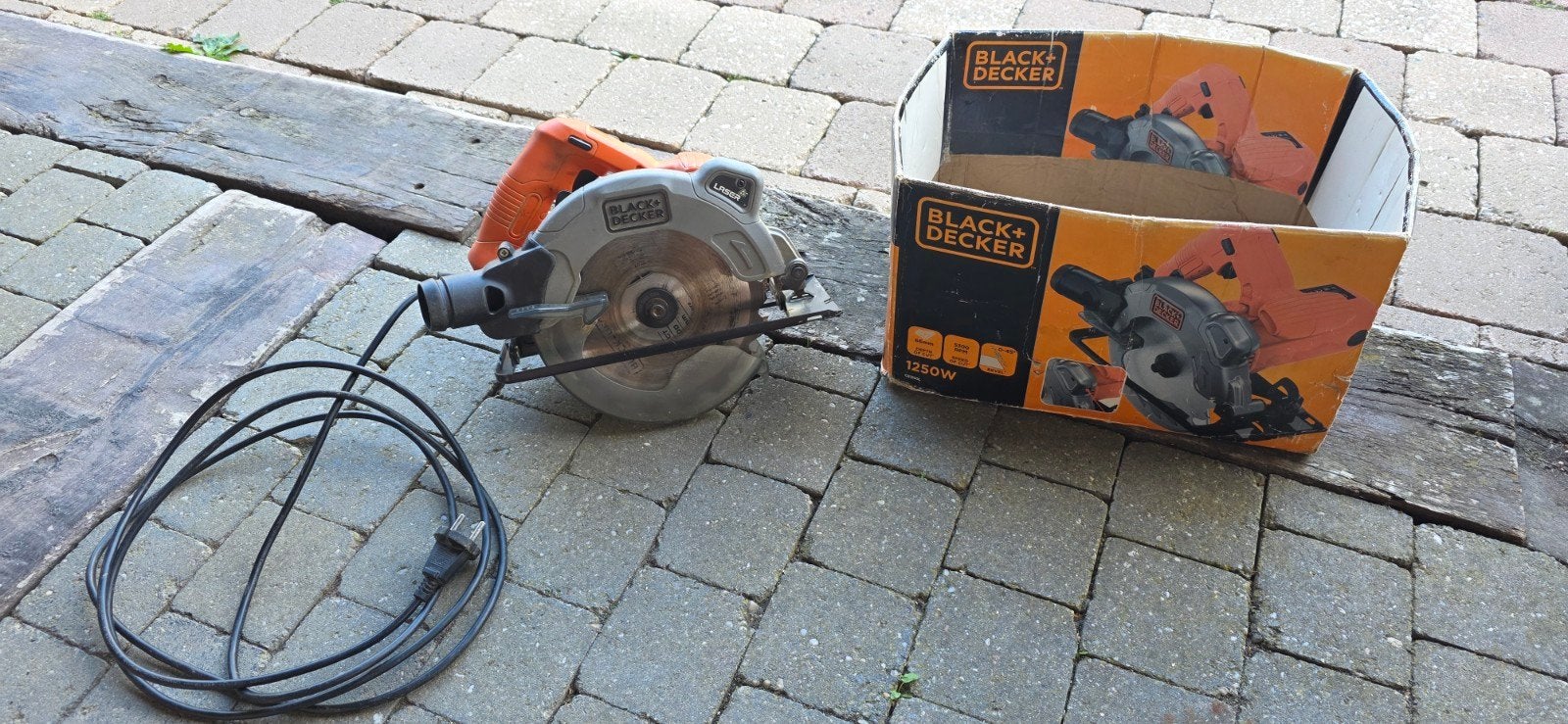 Scie circulaire Black&Decker 66mm, Bricolage & Construction, Enlèvement, Utilisé, Scie, Autres marques