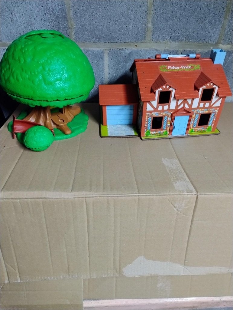 Fisher Price Vintage bruin huisje met toebehoren groene boom, Ophalen of Verzenden, Gebruikt, Speelset, Met geluid