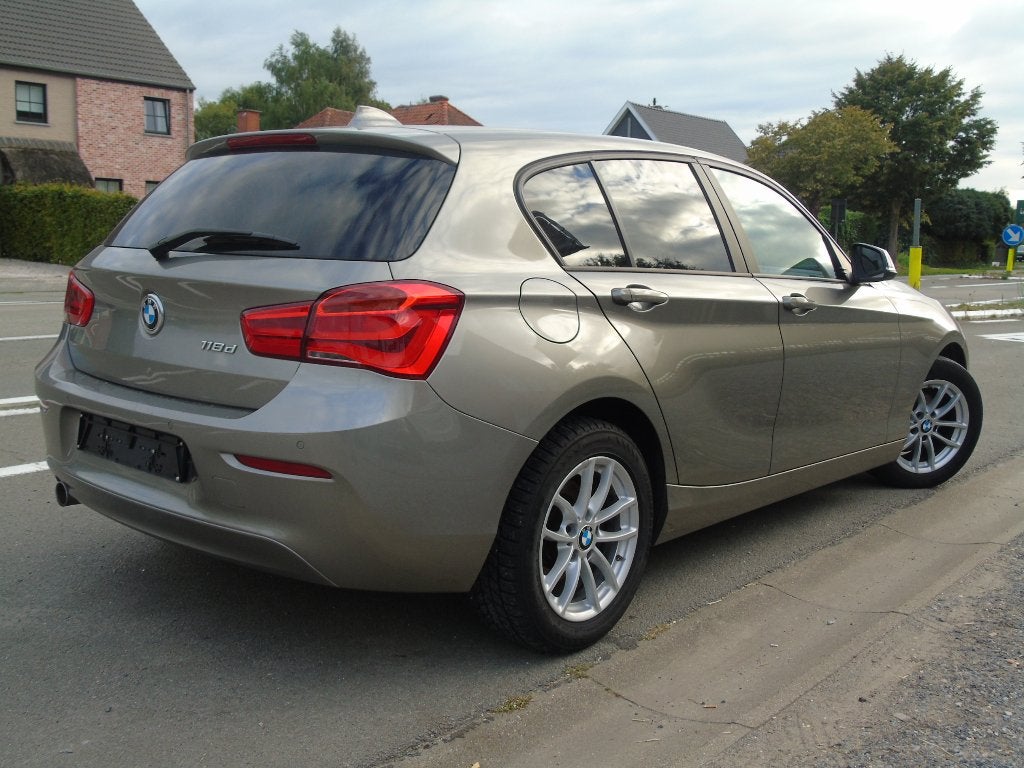 Bmw 118d *06/2017 *Digitale Airco *Navigatie *Euro 6b, Entreprise, Garantie prolongée, Boîte manuelle, 5 portes