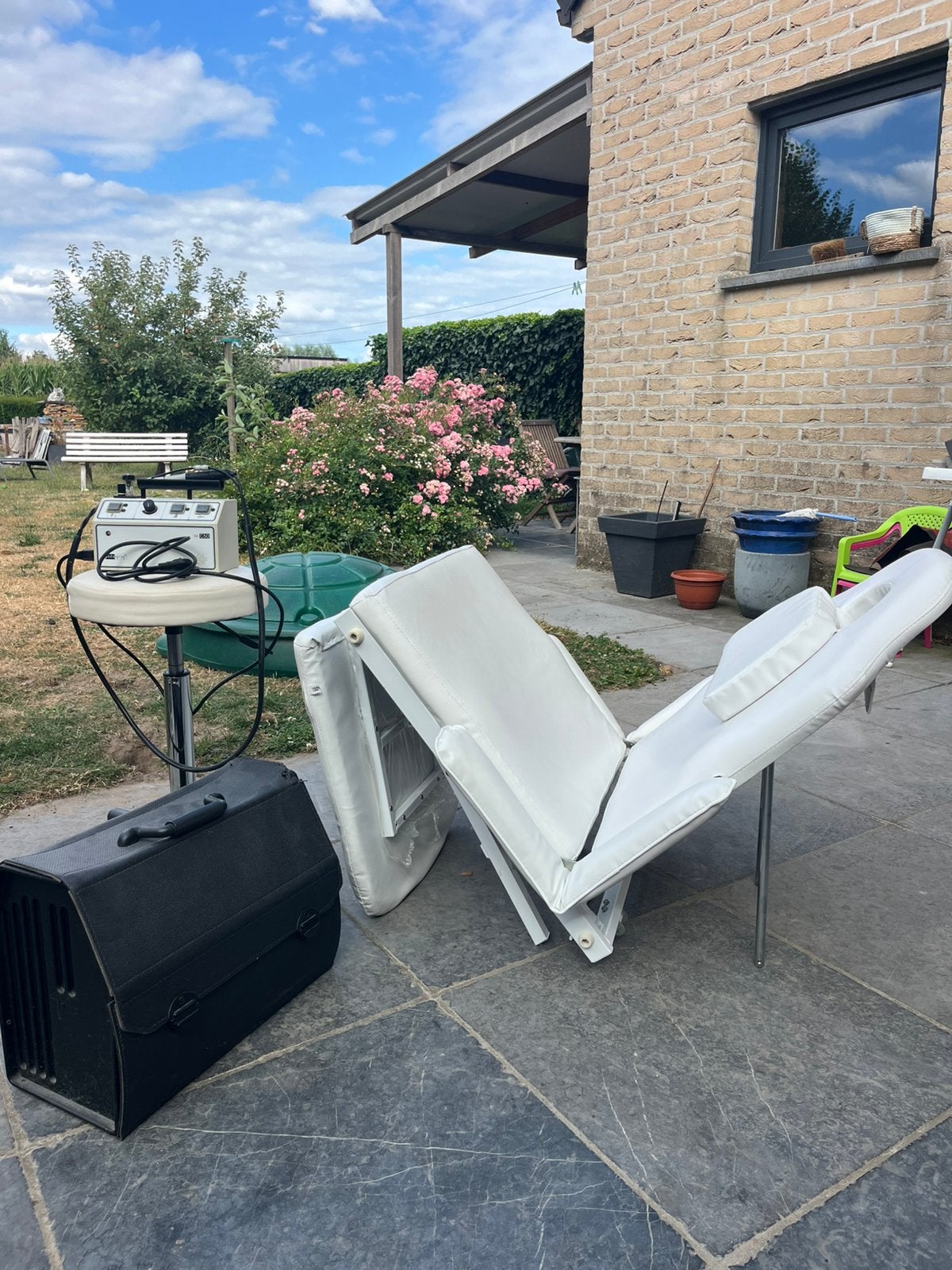 Massagetafel met verstelbare werkkurk, Ophalen, Gebruikt, Massagetafel