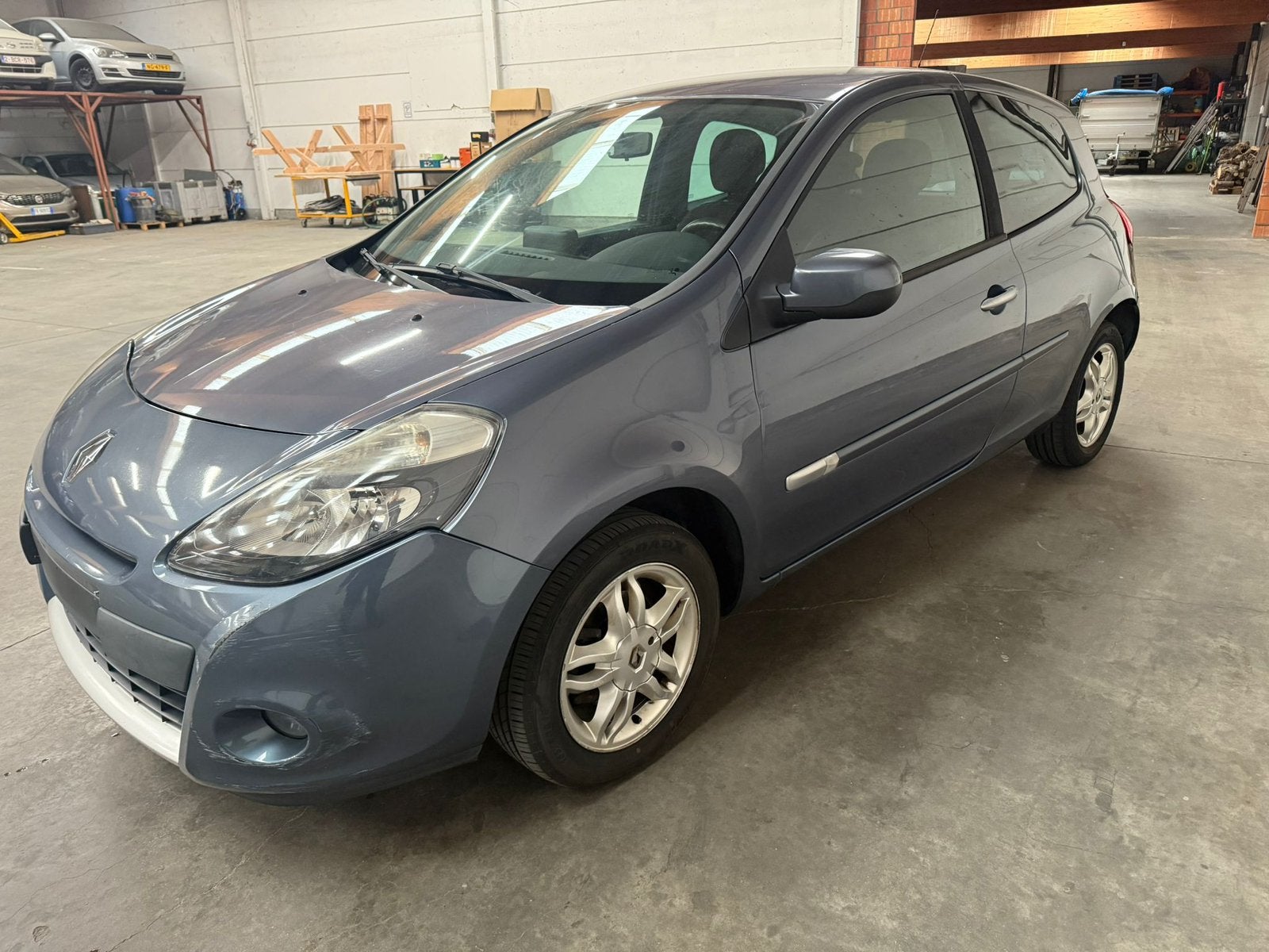 Renault clio 2011, Autos, Renault, Boîte manuelle, Noir, Particulier, Tissu