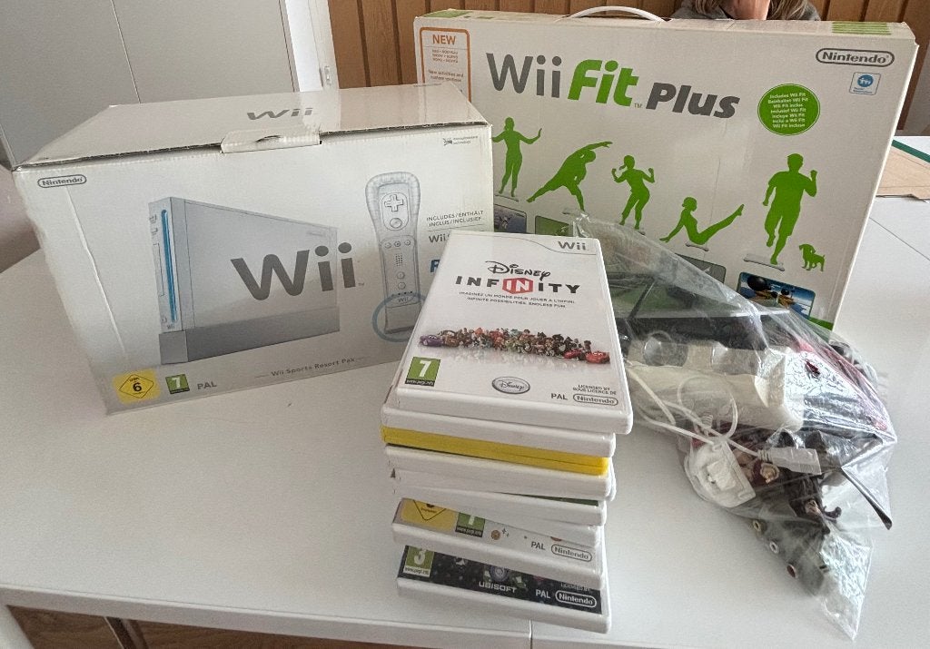 Pack Wii ultra complet avec 12 jeux à vendre, Enlèvement, Comme neuf, Avec 3 manettes ou plus, Avec jeux