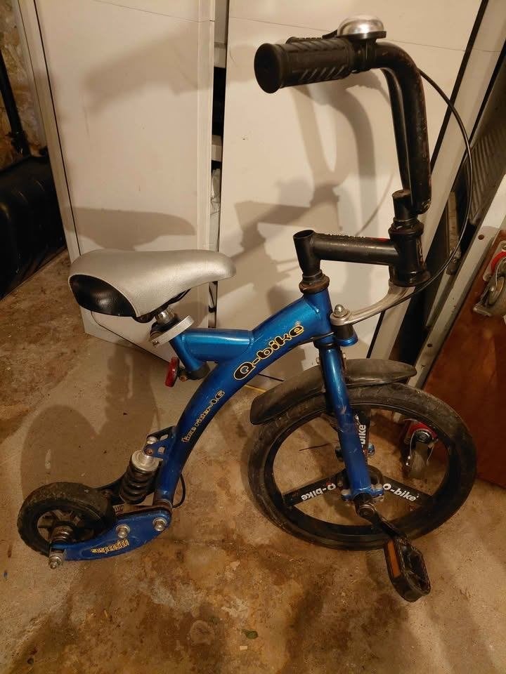 Un petit velo 4 , 8ans, Enlèvement, Utilisé