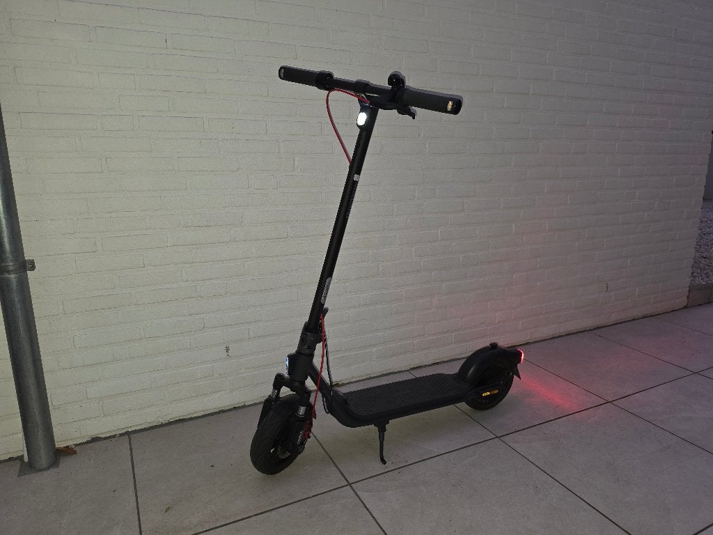 Segway Ninebot F2 E-step - Zo goed als nieuw, Fietsen en Brommers, Ophalen, Zo goed als nieuw, Elektrische step (E-scooter), Segway-Ninebot