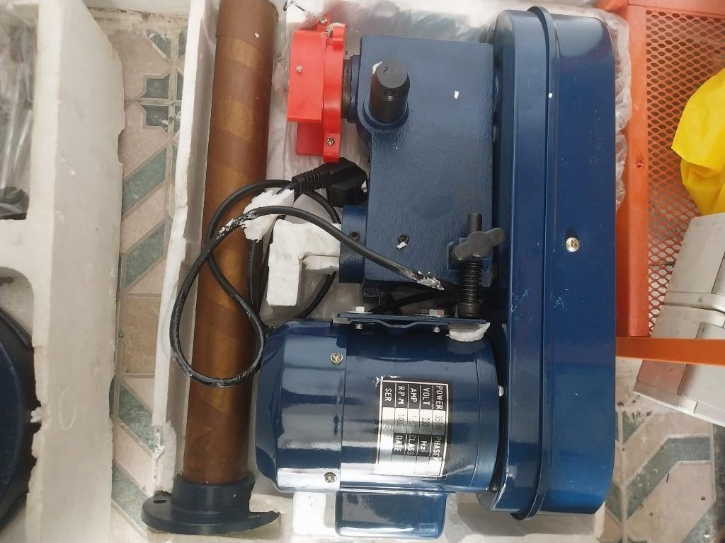 werkbankboormachine/kolomboormachine, Doe-het-zelf en Bouw, Ophalen, Nieuw, Minder dan 400 watt, Kolomboormachine