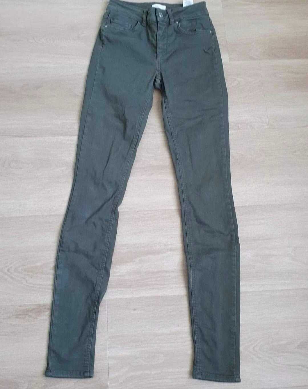 Jeans ONLY maat Sx34, Only, Ophalen of Verzenden, Zo goed als nieuw, W28 - W29 (confectie 36)