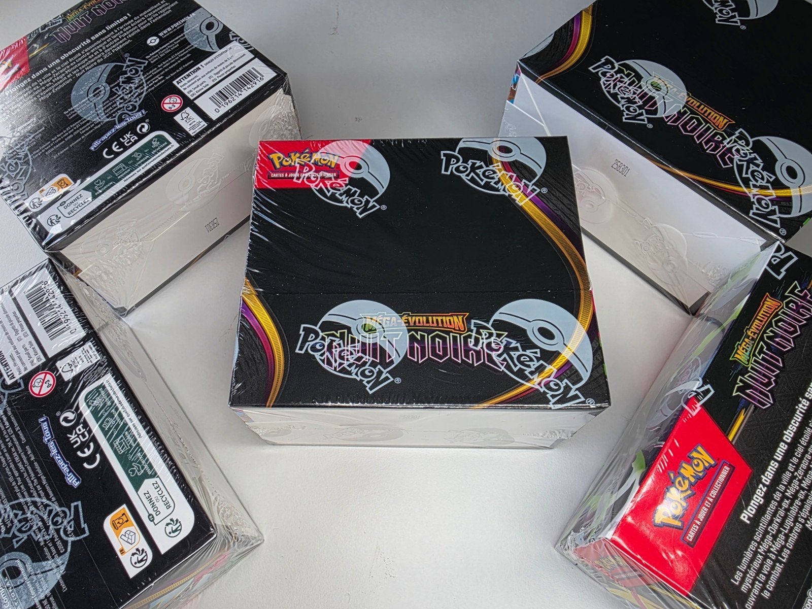 1 Pokemon Night Black Display ME05 nieuw verzegeld! 6, Ophalen of Verzenden, Nieuw, Boosterbox, Foil