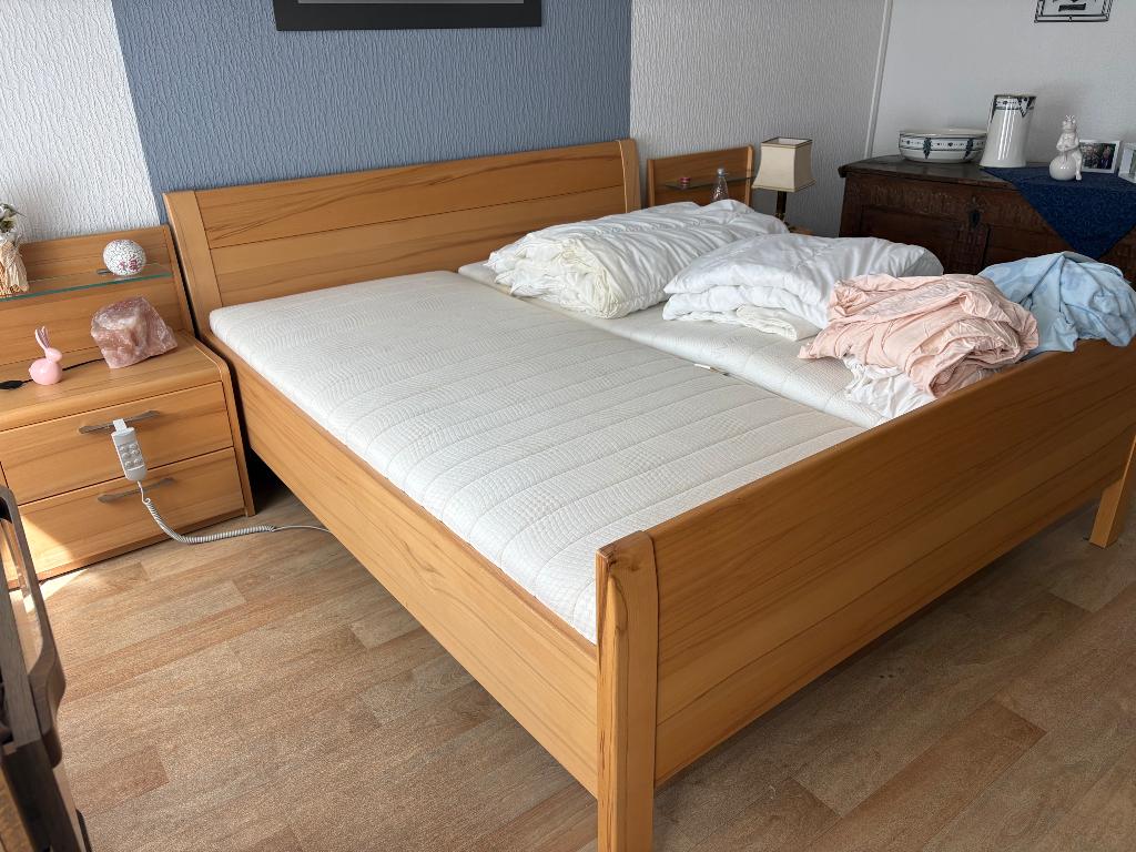 Tweepersoonsbed met 2 nachtkastjes, Huis en Inrichting, Slaapkamer | Bedden, Ophalen, Zo goed als nieuw, Tweepersoons, Hout