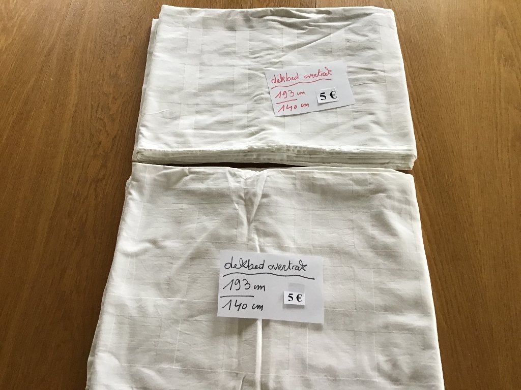 2 witte dekbed overtrekken van 193 cm op 140 cm en andere, Kinderen en Baby's, Ophalen of Verzenden, Zo goed als nieuw