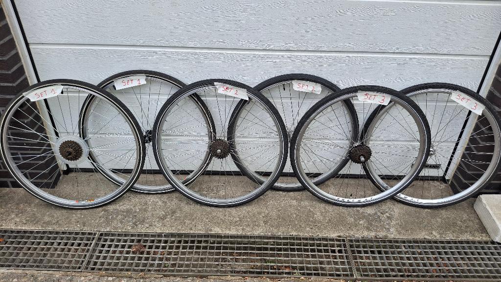 28" Fiets WIELSET stadsfiets fietswiel goede staat + recht, Fietsen en Brommers, Fietsonderdelen, Kinderfiets, Zo goed als nieuw