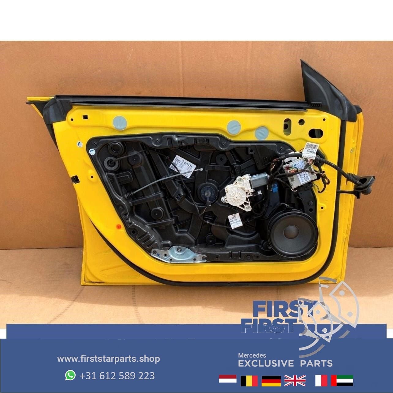 W118 C118 X118 CLA DEUR PORTIER GEEL COMPLEET LINKSVOOR Merc, Auto-onderdelen, Gebruikt, -, Deur, Voor
