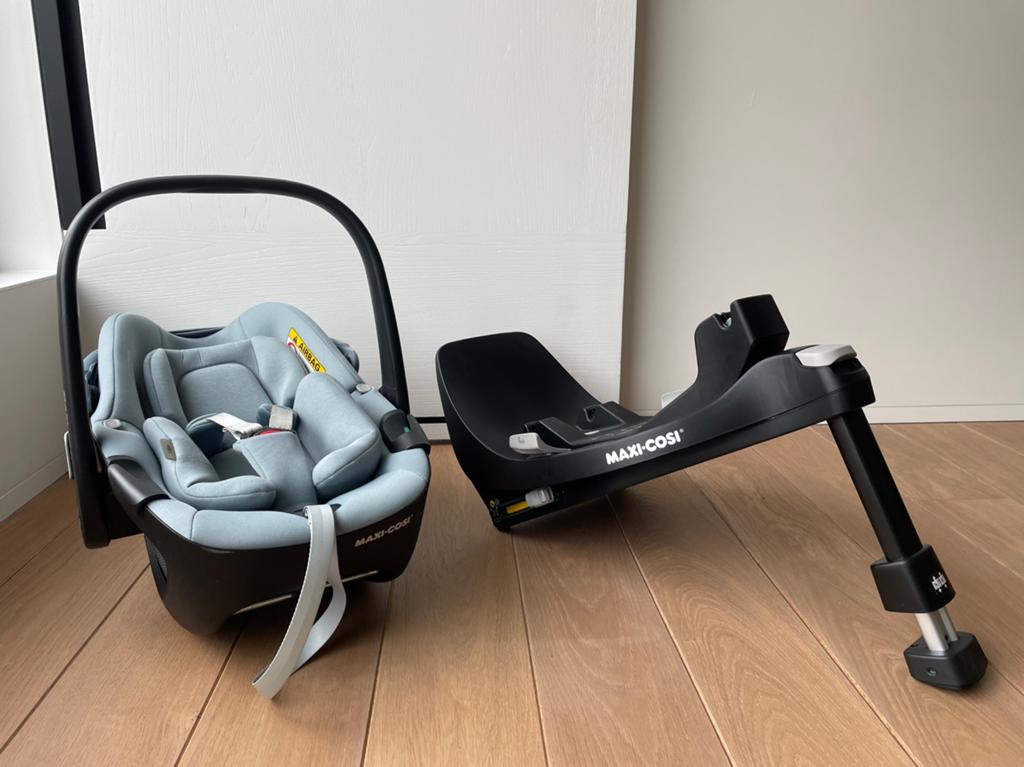 Maxicosi Pebble 360 + FamilyFix 360, Ophalen, Zo goed als nieuw, Maxi-Cosi, Isofix