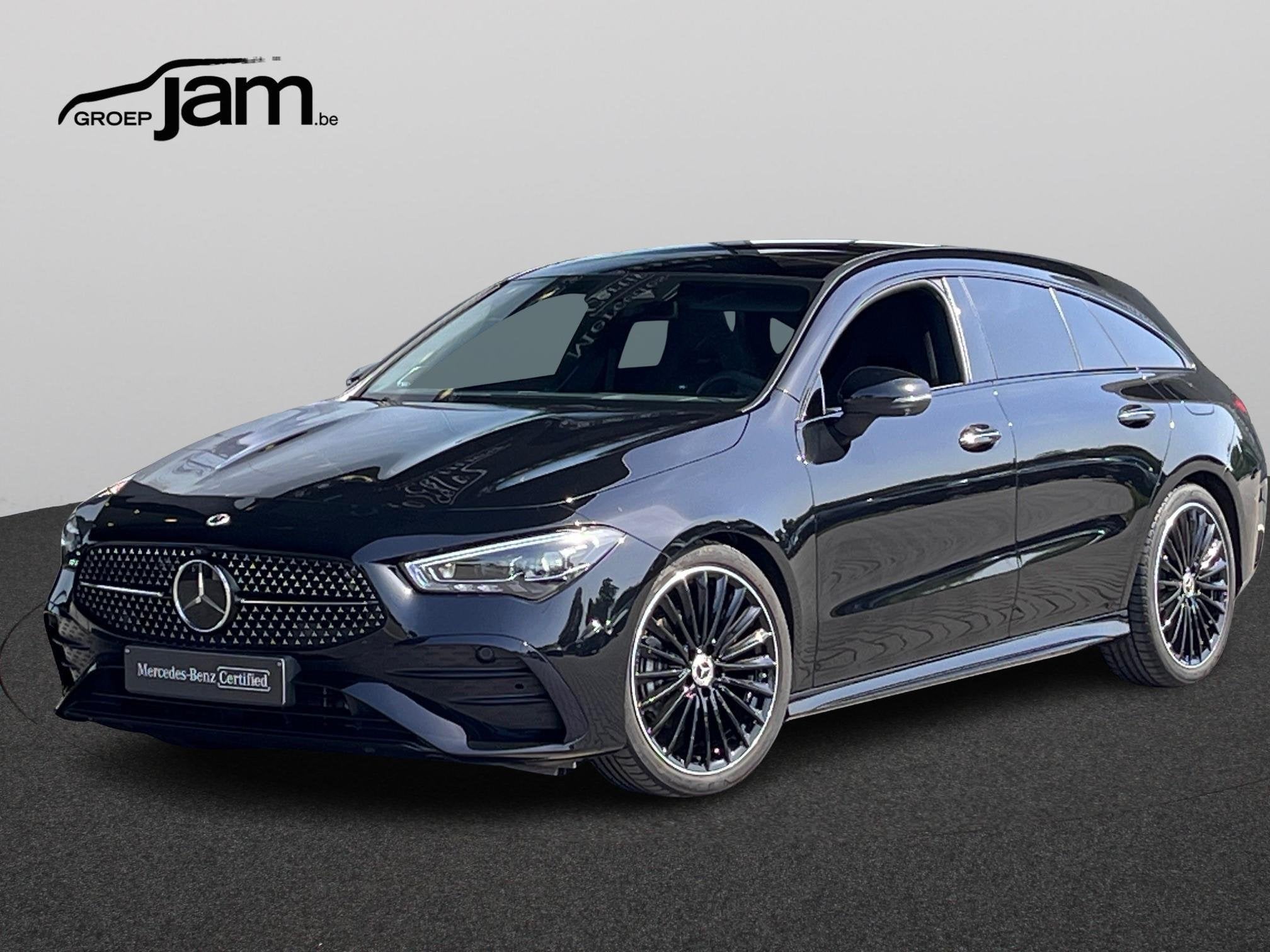 Mercedes-Benz CLA-klasse Shooting Brake 180 AMG Line, Auto's, CLA, Stof, Gebruikt, Zwart