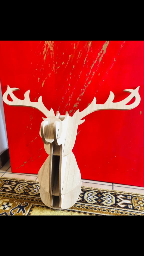 Tête de cerf en bois plein bois 60 cm de haut 50 cm de large, Enlèvement ou Envoi, Neuf, Bois