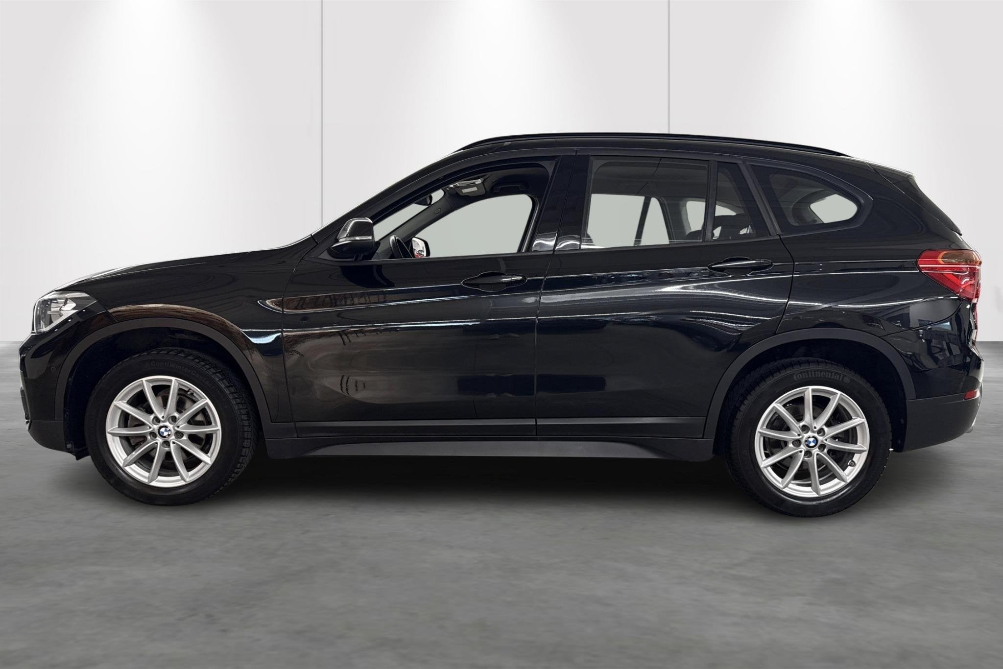 BMW X1 sDrive16d (85 kW), Auto's, 118 g/km, Stof, Gebruikt, https://public.car-pass.be/vhr/7e52e1ee-250a-4736-87dc-560065ce2bc4