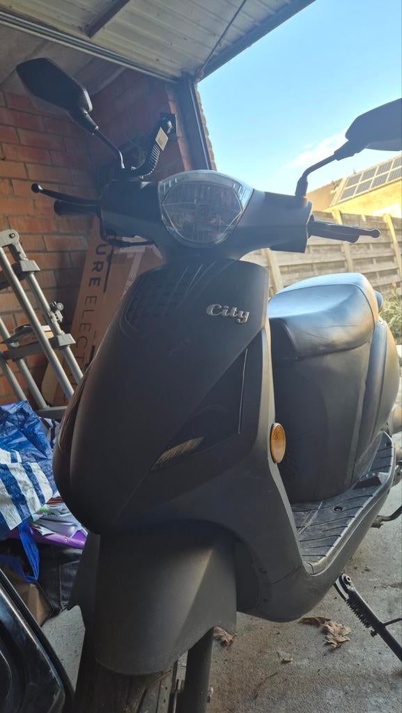 B-klasse - 2021 scooter - LaSouris City, Fietsen en Brommers, Brommers | Overige merken, Ophalen, La Souris, 0 versnellingen, 50 cc