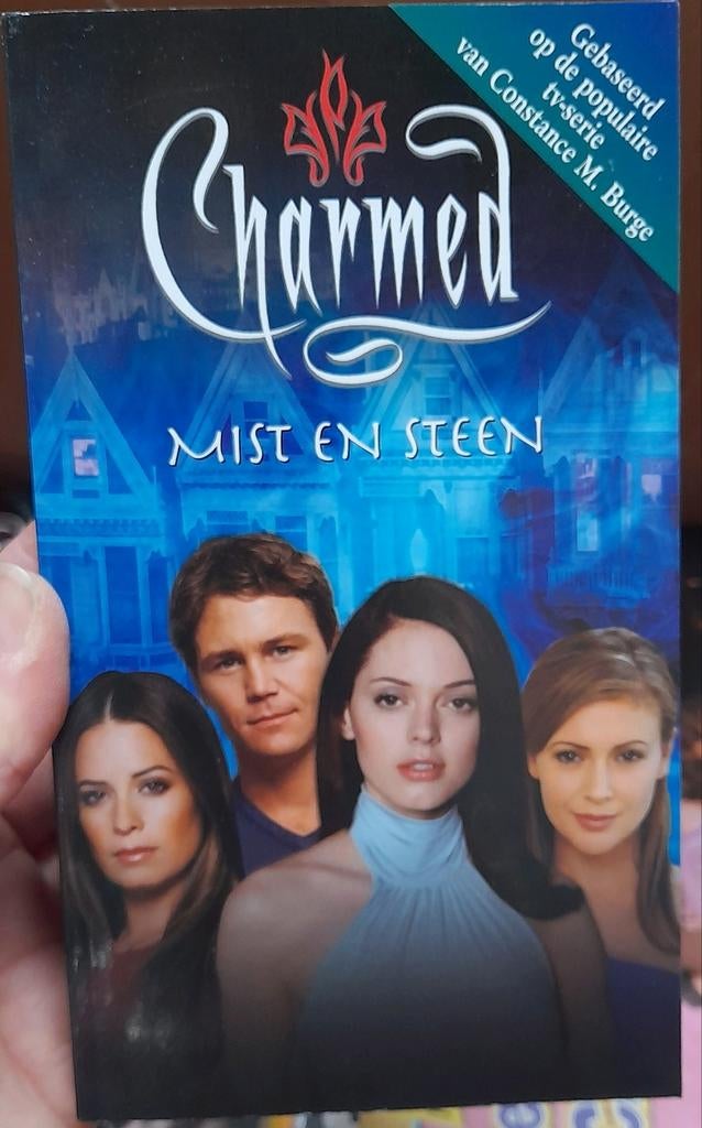Boek Charmed "Mist en steen", Ophalen of Verzenden