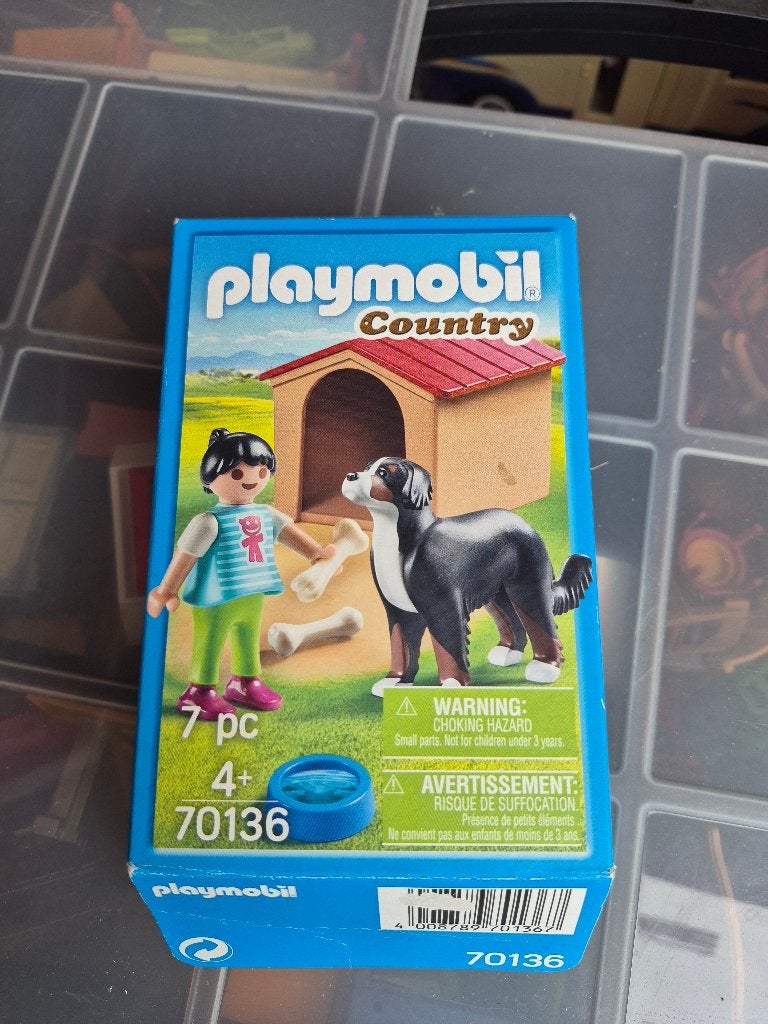 Playmobil Country "Jongen met hond" (70136), Kinderen en Baby's, Speelgoed | Playmobil, Ophalen, Complete set, Nieuw, Country