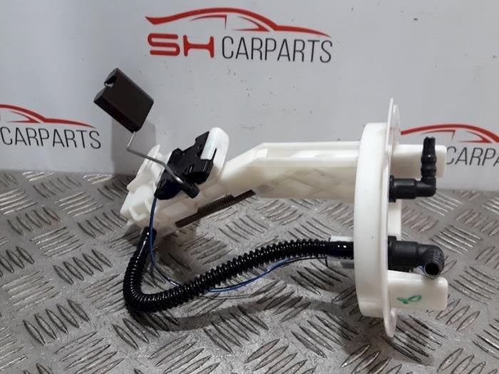 Flotteur de carburant d'un Mercedes C-Klasse, 3 mois de garantie, Utilisé, -, -