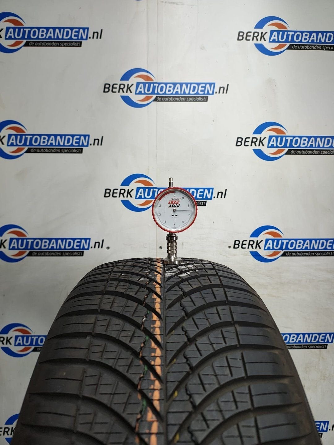 2xGoodyear Vector 4 Season 225/50 R19 100V XL 225/50/19 2255, Autos : Pièces & Accessoires, Pneus & Jantes, 4 Saisons, Véhicule de tourisme