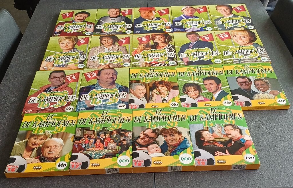 dvd reeks Fc de kampioenen 1-19, Enlèvement ou Envoi, Utilisé, Néerlandais, Comédie