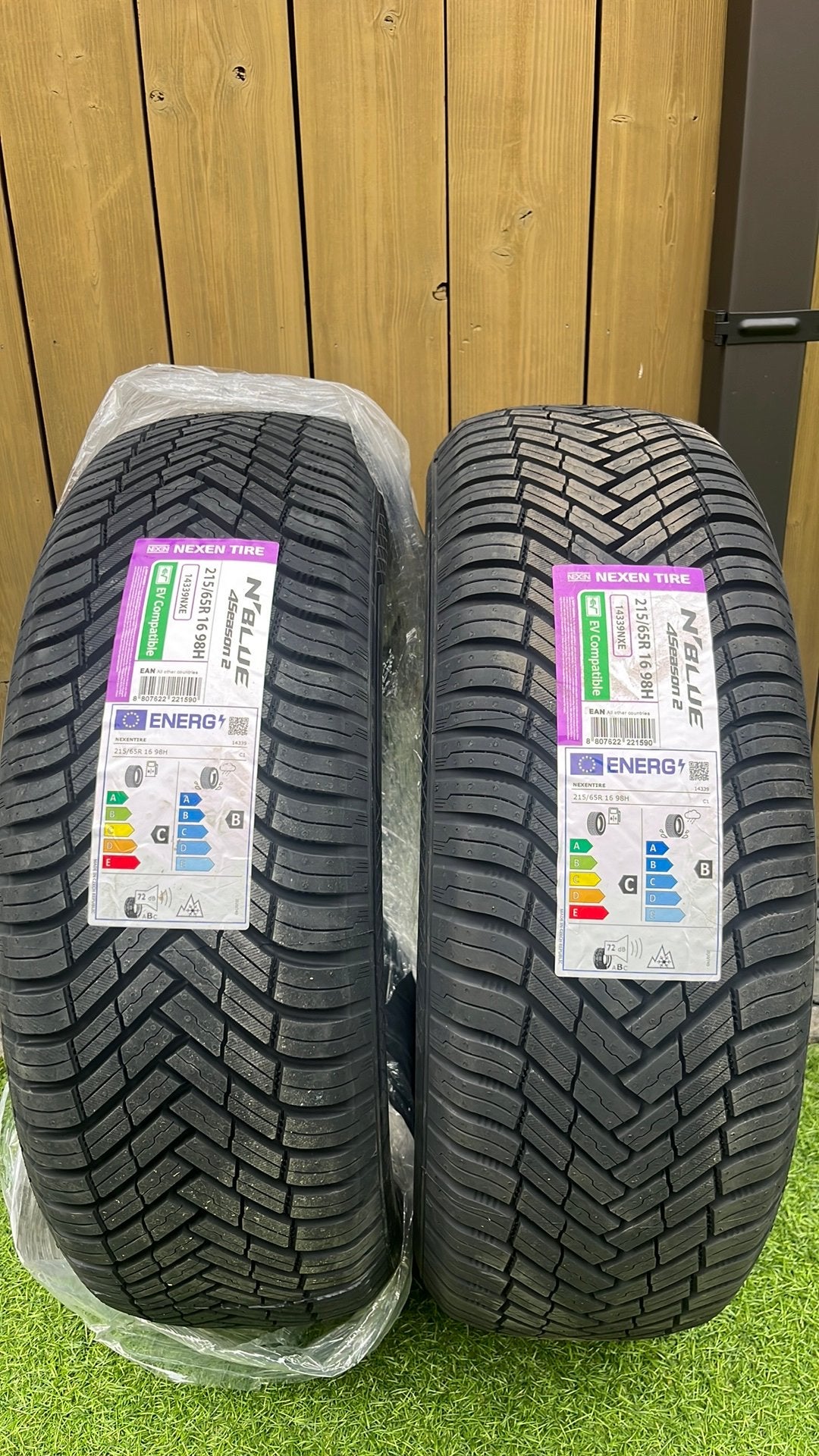 4Seizoens Banden Nexen 215/65R16 98H, Auto-onderdelen, Ophalen, 215 mm, 16 inch, Nieuw