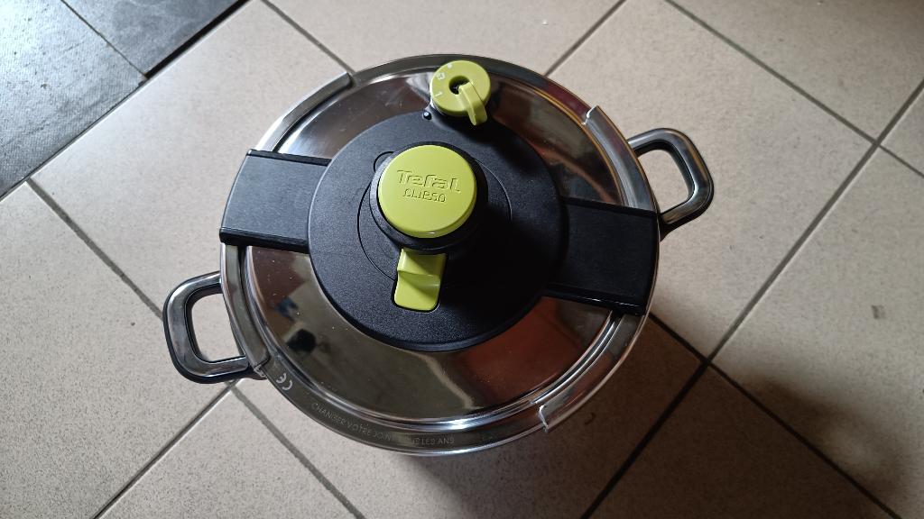 Tefal clipso snelkookpan 8 liter, Ophalen, Zo goed als nieuw, Inox, Kookpan of Snelkookpan