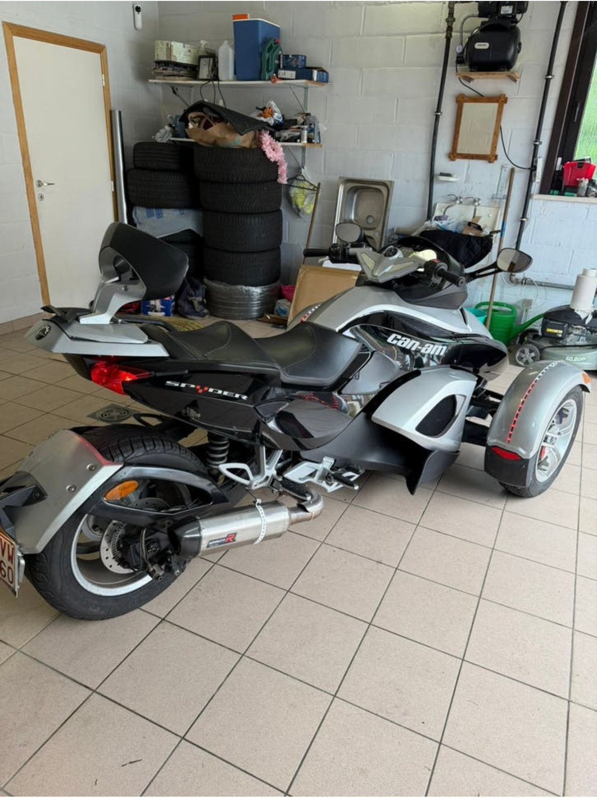 Magnfique Canam spyder bombardier 1000cc , état neuve!!, Motos, Motos | Marques Autre, Particulier, Manuelle, Enlèvement