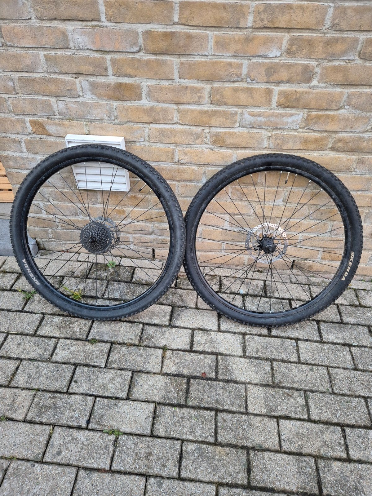 banden 29 inch, Fietsen en Brommers, Ophalen, Band, Zo goed als nieuw, Mountainbike