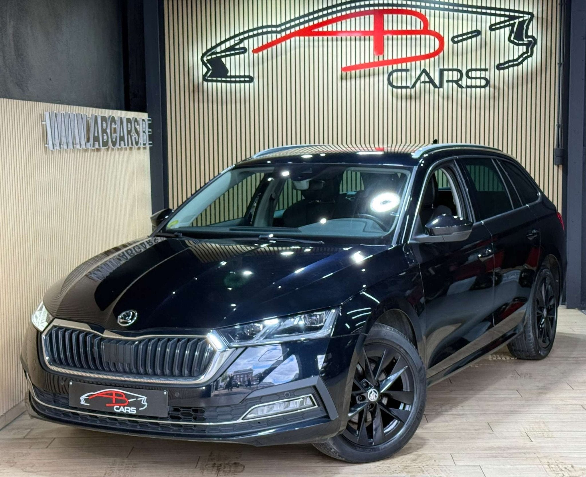 Skoda Octavia SW 2.0 TDi SCR SPORT * GARANTIE 12 MOIS * 1ER, Cuir, Achat, Euro 6, Entreprise