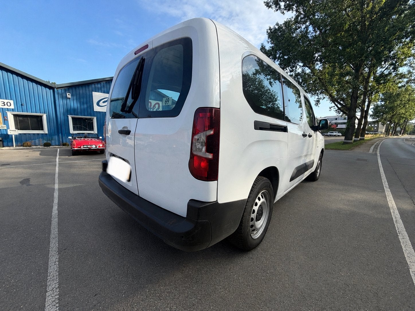 Citroën E- berlingo *AUTOMATIQUE* VÉHICULE ENDOMMAGÉ *, Autos, Citroën, Entreprise, Achat, Berlingo, Airbags, Électrique, 6 portes