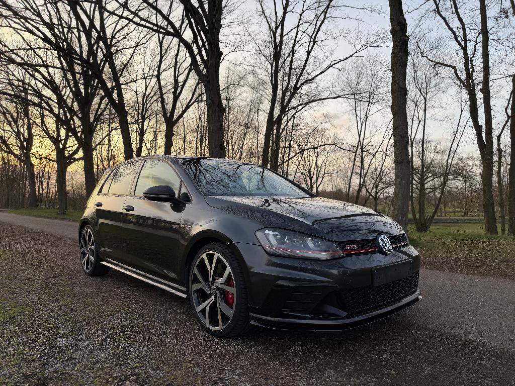 VW Golf 7 GTi Clubsport DSG Stage 2 370pk/500nm, Auto's, Volkswagen, 4 cilinders, 1984 cc, 5 deurs, USB