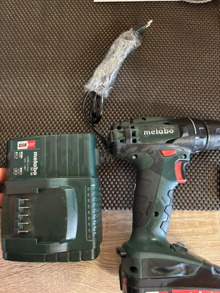 Heel goeie werkende metabo accuboormachine, Doe-het-zelf en Bouw, Ophalen, Zo goed als nieuw