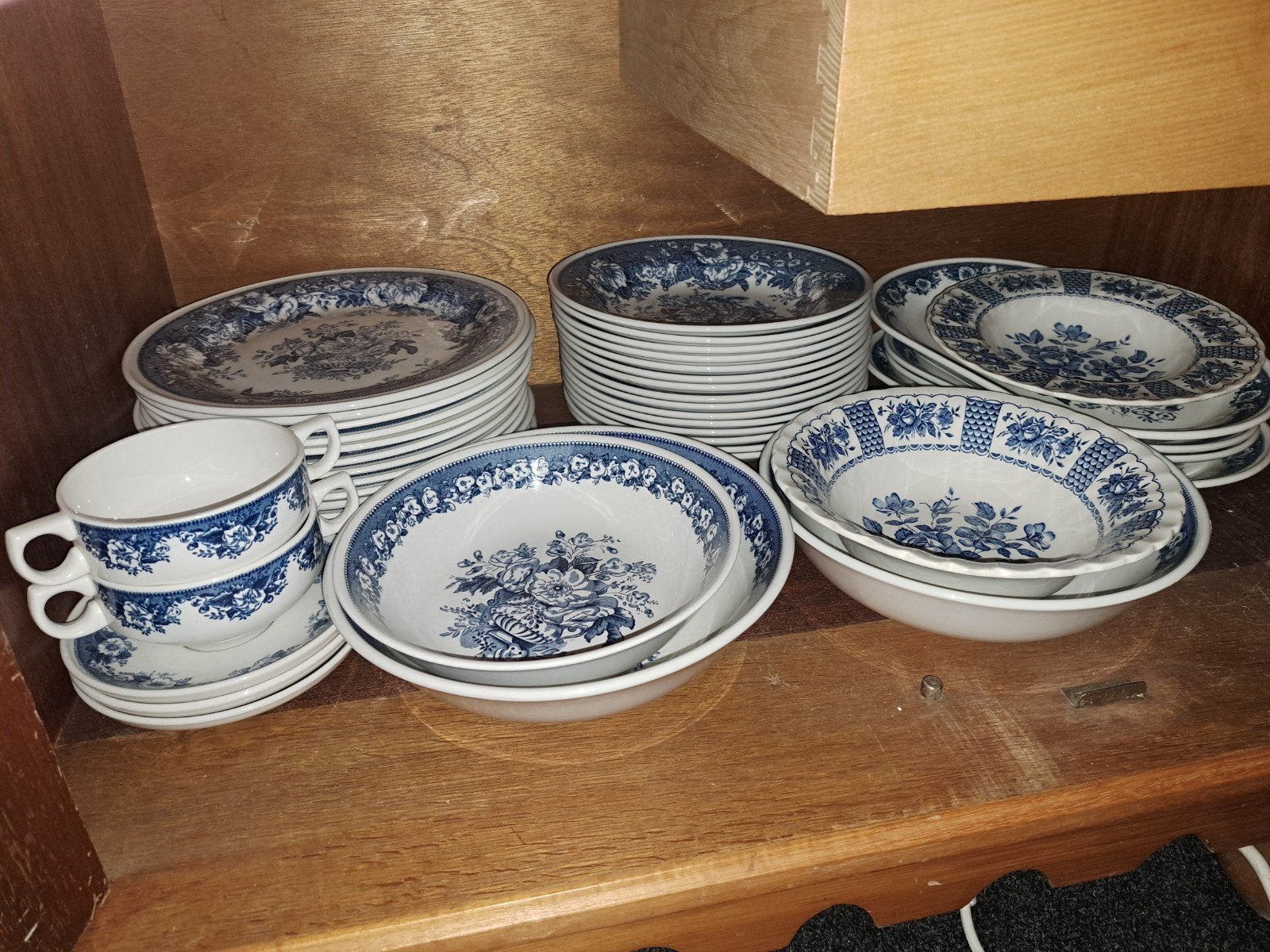 servies villeroy &boch, Antiek en Kunst, Ophalen