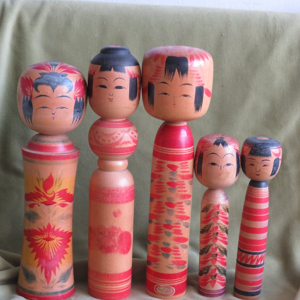 Poupées Kokeshi Showa période 1926-1989, Enlèvement ou Envoi