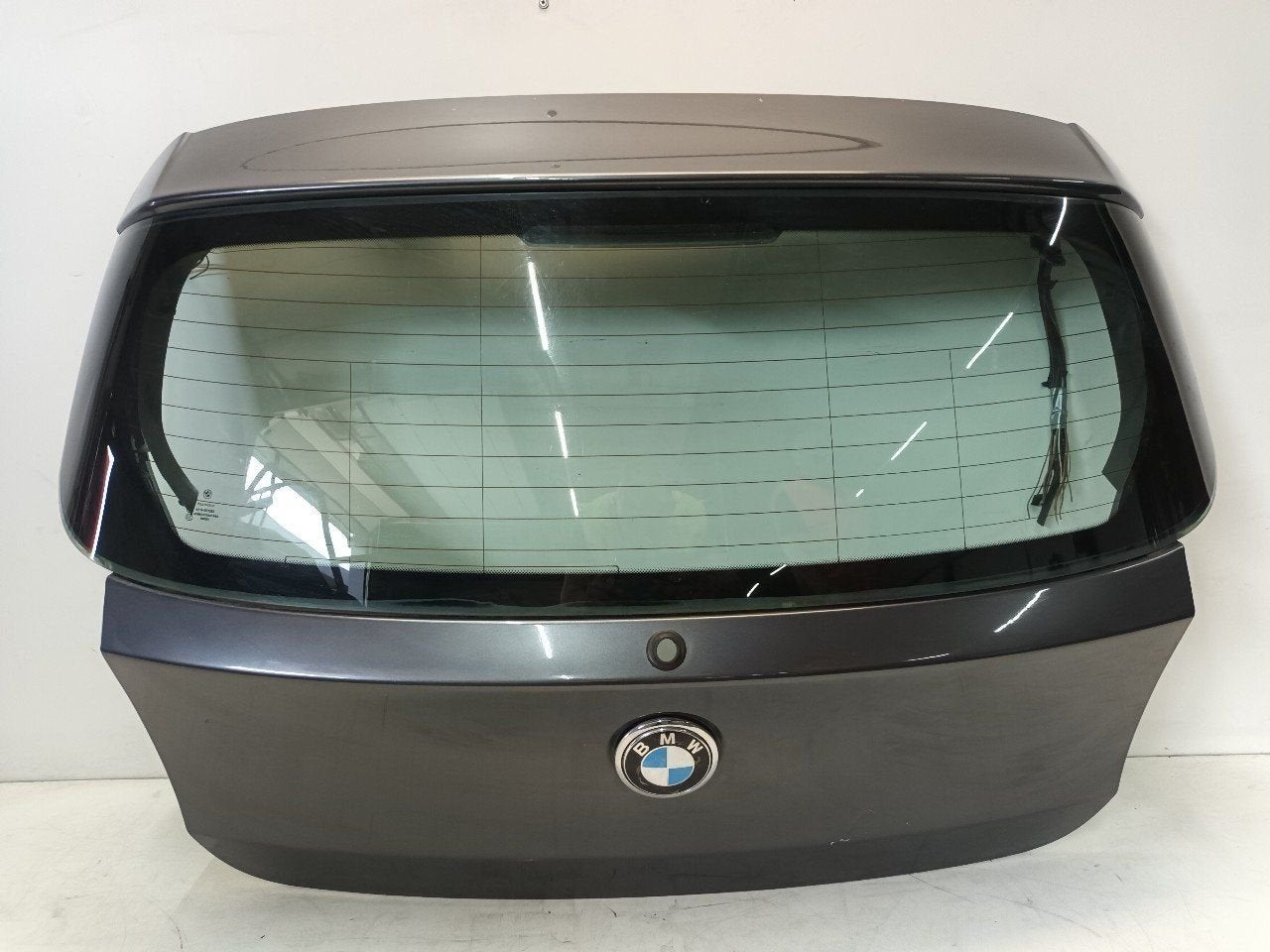 Achterklep BMW 1 serie, Auto-onderdelen, Onderdelen@venauto.nl, Van der Ven Autorecycling B.V., Gebruikt, Ettenseweg 76, 4706 PB Roosendaal, The Netherlands