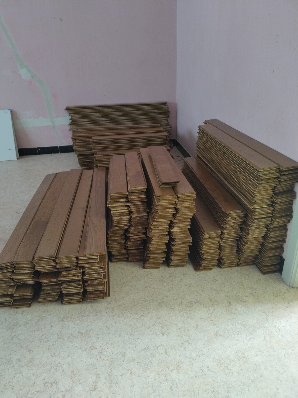 Ongeveer 50 M2 eiken Houten plafondplanchettes tand en groef, Ophalen